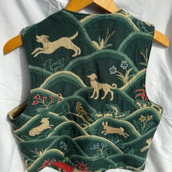Orvis Tapestry Vest Size S Made in USA Hunting Dogs Woodland Scene Cottagecore - Picture 3 of 3